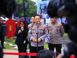 Kapolri Ikut Salurkan Ribuan Buruh Korban PHK ke Tempat Kerja Baru