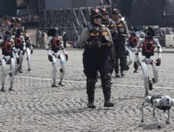 Kapolri Klaim Robot Polisi Tak Pakai Anggaran Negara