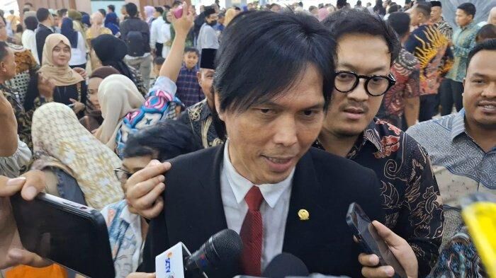 Once Mekel: Pendidikan Maju Kalau Gaji Guru Minimum Rp15 Juta Per Bulan