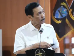 Luhut Perkirakan 34 Juta Orang Indonesia Bisa Terhindar Jatuh Miskin dengan Program Ini