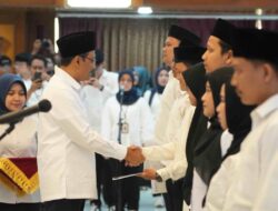Lebih dari 1000 Guru Sekolah Rakyat Dilantik dan Diambil Sumpahnya
