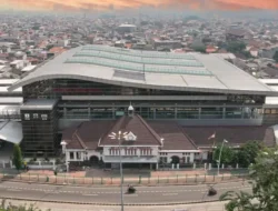 Ada Demo di DPR, 19 KA Jarak Jauh Berhenti di Stasiun Jatinegara