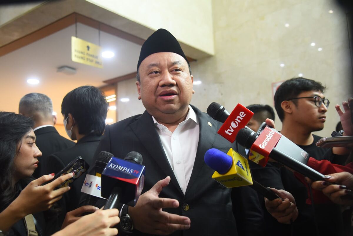 Wakil Ketua Komisi X DPR RI Lalu Hadrian Irfani