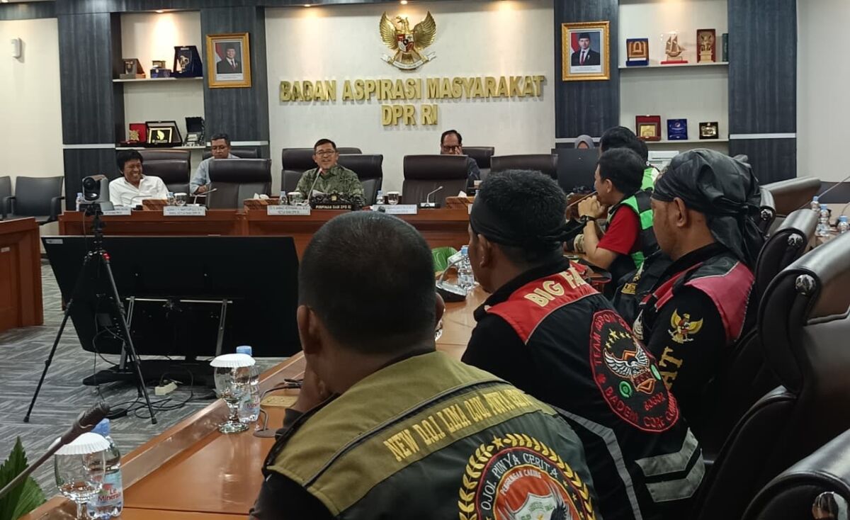 BAM DPR Minta Aplikator Tak Beratkan Pengemudi Ojol dengan Banyak Asuransi