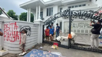 Polisi Buru Dalang Penjarah Rumah Uya Kuya di Jaktim