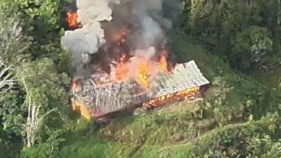 KKB-OPM Bakar Gedung SMP Kiwirok Tak Ada Korban Jiwa