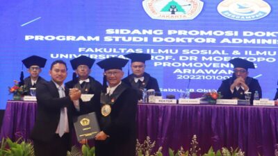 Raih Gelar Doktor, Ketua KWP Ariawan Ajak Wartawan Terus Belajar