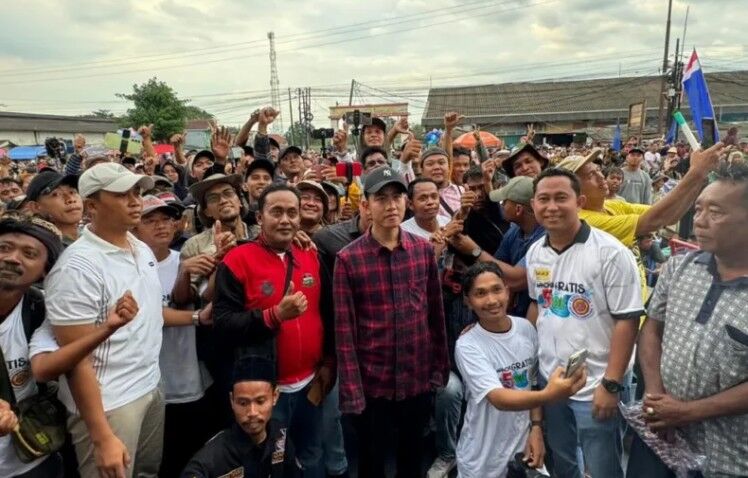 Gibran Hadiri Perayaan Hari Sumpah Pemuda ke-97 di Kali Gabus, Tambun, Bekasi