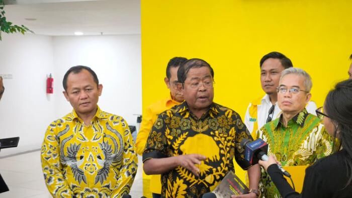 Wakil Ketua Umum Partai Golongan Karya atau Golkar, Idrus Marham, memberikan lima catatan atas satu tahun Pemerintahan Presiden Prabowo Subianto