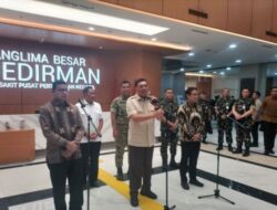 Menhan Sjafrie: Dua Prajurit Gugur Saat Persiapan HUT TNI Dapat Kenaikan Pangkat Luar Biasa