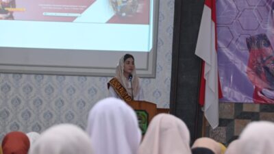 Novita Hardini Sosialisasikan Program Wajar 13 Tahun, Salurkan 2.000 Beasiswa PIP di Trenggalek