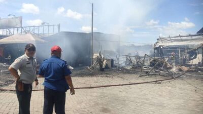 Pabrik Hebel di Tangerang Meledak, Warga Panik Diselimuti “Hujan Pasir”