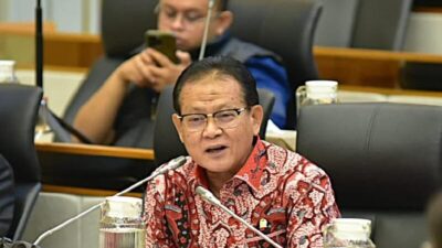 Produksi Beras Tinggi, DPR Minta Kesejahteraan Petani Diperbaiki