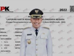 OTT KPK: Bupati Ponorogo dan Enam Orang Dibawa ke Jakarta