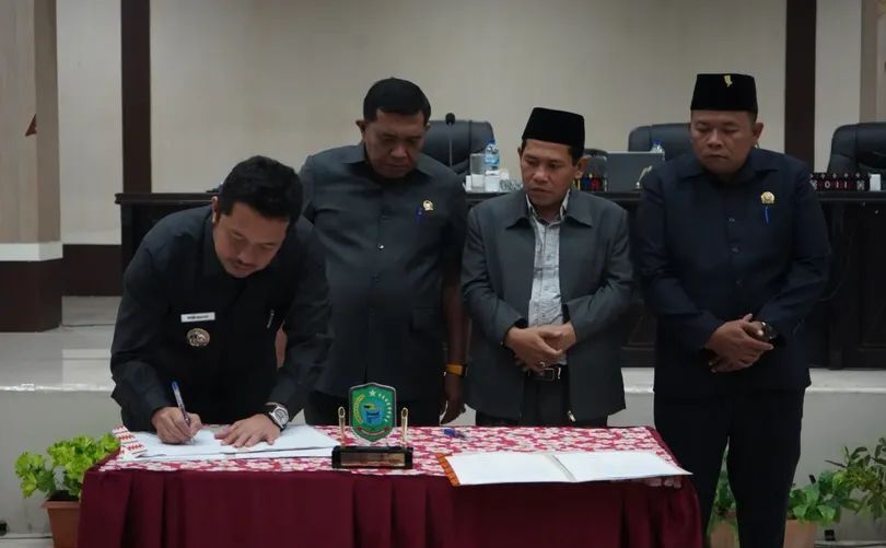  DPRD Paluta Setujui APBD 2026 dan Dua Ranperda Inisiatif