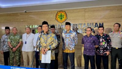 Mentan Kirim 32 Ribu Ton Beras & 6 Ribu Ton Minyak untuk Korban Banjir Sumatera