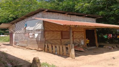 kondisi rumah warga Desa Gunungtua Baru, Kecamatan Padang Bolak, Kabupaten Padang Lawas Utara yang kurang mampu