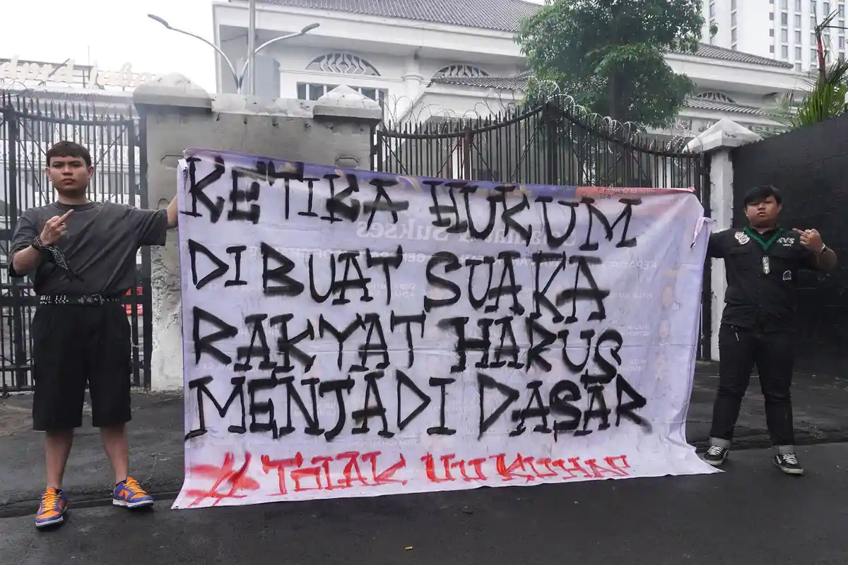 Komisi III DPR Akan Undang LSM dan Aktivis Penolak KUHAP Baru