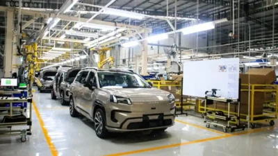 Mulai 2026, Pejabat Pemprov NTB Gunakan Mobil Listrik Sebagai Kendaraan Dinas
