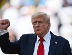 Trump: AS Akan Uji Coba Nuklir Lagi Seperti Negara Lain Melakukannya