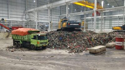 Gubernur Pramono Akui Ada Dua Masalah di RDF Rorotan yang Picu Bau Sampah
