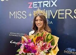 Sanly Liu Tampil Anggun Berkebaya Garuda di Pembukaan Miss Universe 2025