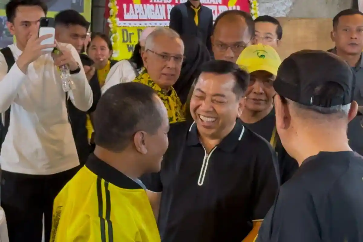 Bahlil Anggap Kehadiran Setya Novanto di Acara Padel Golkar sebagai Hal Wajar