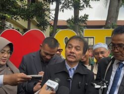 Roy Suryo Jalani Pemeriksaan Kedua, Relawan Jokowi Soroti Penahanan yang Dinilai “Tertunda”