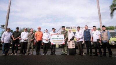 Gubernur Banten Antar Langsung Bantuan untuk Korban Bencana Alam ke Padang