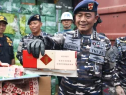 TNI AL Gagalkan Penyelundupan Rokok Ilegal di Pontianak