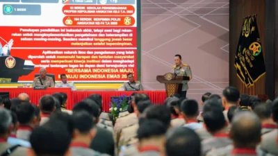 Penutupan Sespim, Kapolri Ajak Perkuat Kerja Sama