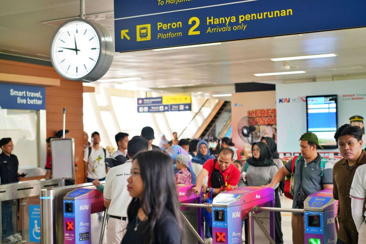 Libur Akhir Tahun, Pengguna LRT Jabodebek Naik 8,7 Persen