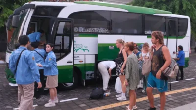  Indonesia Masuk Daftar Travel Warning Inggris, Wisata Gunung Api Jadi Sorotan