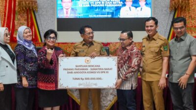 Komisi VII DPR Salurkan Rp500 Juta Bantu Pemulihan UMKM Pascabencana Padang Pariaman