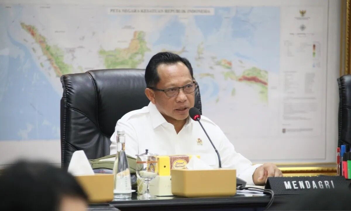Mendagri Larang Seluruh Kepala Daerah Keluar Wilayahnya Hingga 15 Januari 2026