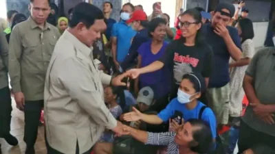 Prabowo Minta Penanganan Banjir Sumatera Dipercepat