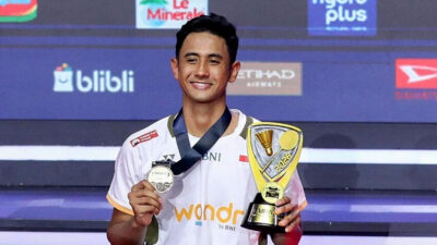 Peringkat Bulu Tangkis, Alwi Farhan Tembus 15 Besar Dunia BWF