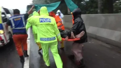 Kecelakaan Maut di Tol Cipularang, Kabag Kesra Pemkab Bekasi Meninggal
