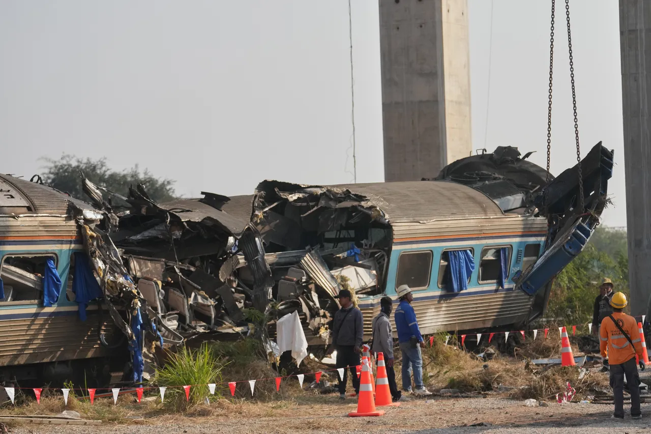 32 Orang Dilaporkan Tewas Akibat Kecelakaan Kereta di Thailand