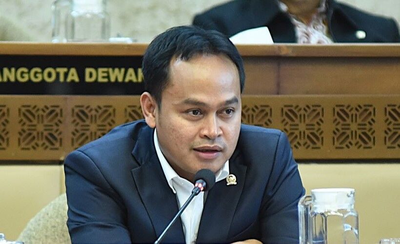 DPR Serahkan Gugatan Batas Usia Penyelenggara Pemilu kepada MK
