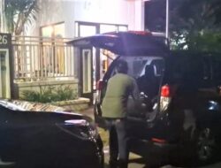 KPK Geledah Rumah Ketua PBSI Madiun, Sita Dokumen dan Mobil Mewah