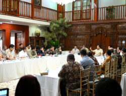 Prabowo Gelar Rapat Tertutup Usai Lawatan Internasional