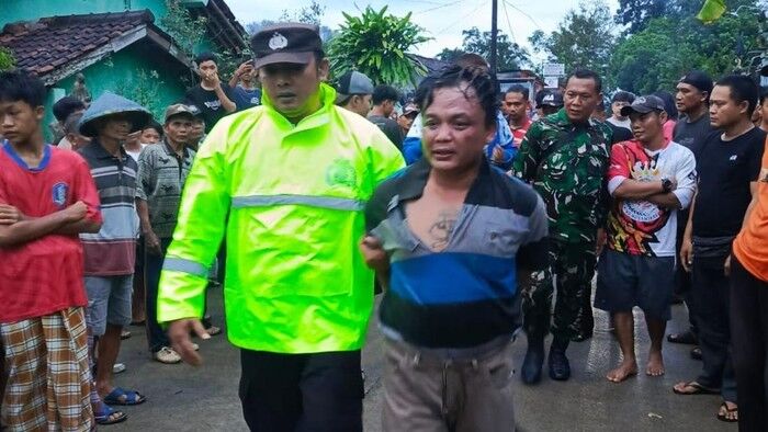 Sopir MBG Mabuk Tabrak Sekolah, Dipecat Usai Amuk 15 Warga