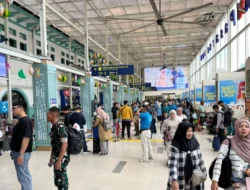 41 Ribu Penumpang KA Berangkat dari Jakarta di Hari Kedua Lebaran