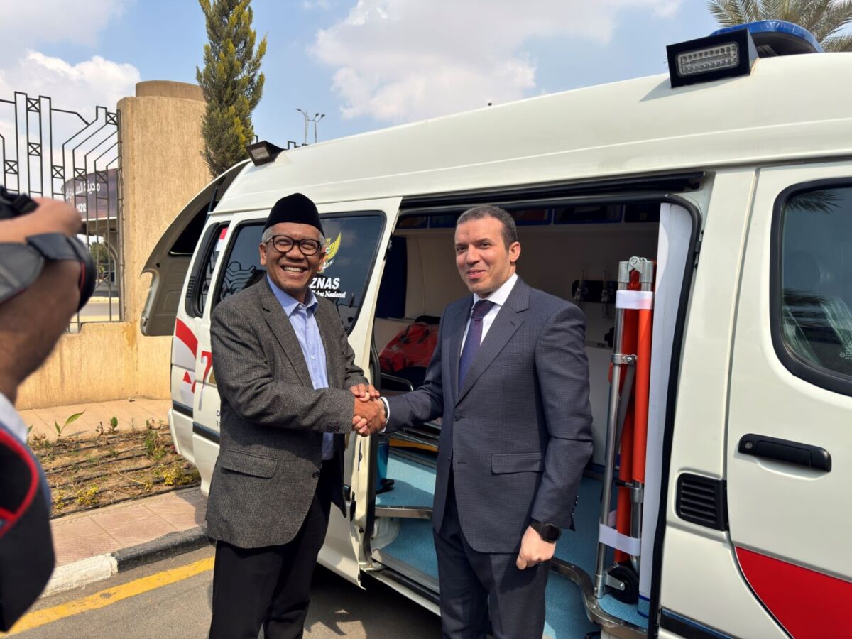 Baznas Hibahkan Lima Ambulans ke Mesir untuk Bantu Warga Gaza