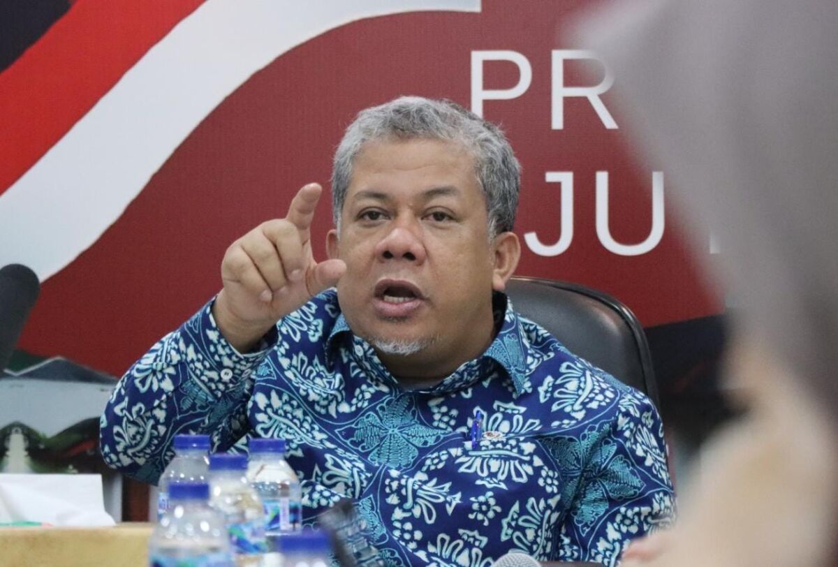 Fahri Hamzah Sebut Hambatan Birokrasi Jadi Pemicu Lambatnya Program 3 Juta Rumah