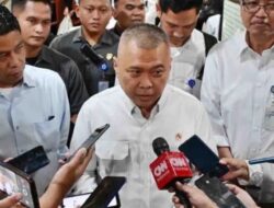 Dukung BNPB, Menhub Kerahkan Helikopter hingga Kapal Laut Kirim Logistik Bencana NTT