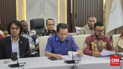 Senator Papua Kecam Keras Serangan KKB Tewaskan Sembilan Warga Sipil di Distrik Sinak