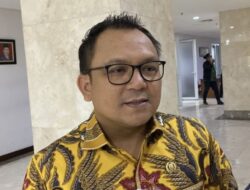 103 Sekolah Gratis, Jakarta Bebaskan Ijazah Tertahan