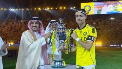 Cristiano Ronaldo Bawa Al Nassr Juara Liga Arab Saudi Sekaligus Pecahkan Rekor